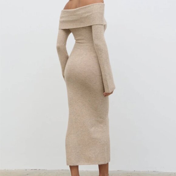 Pretty Lavish Off-Shoulder Midi Dress - Picture 2 of 4